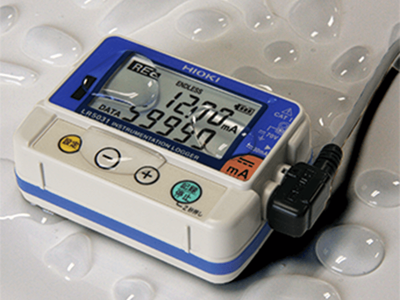 小巧轻盈，却满载便捷功能与出色性能！