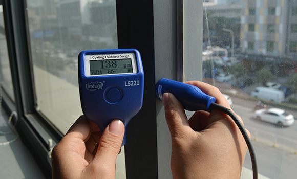 LS221测量狭小空间