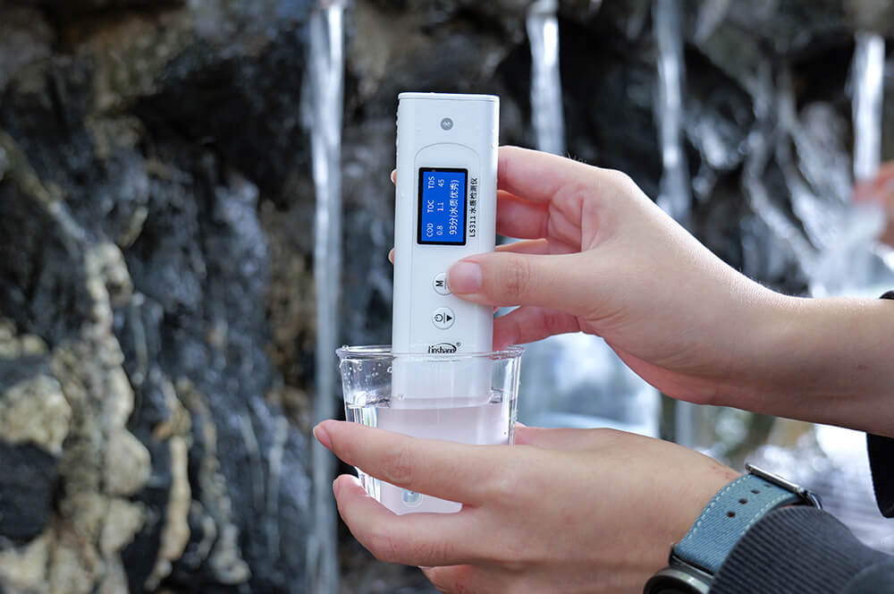 林上LS311水质检测仪测量山泉水