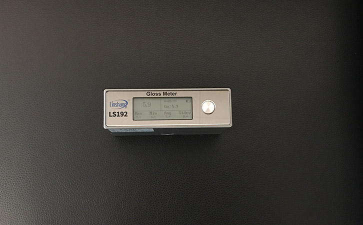 光泽度仪测量模具光泽度